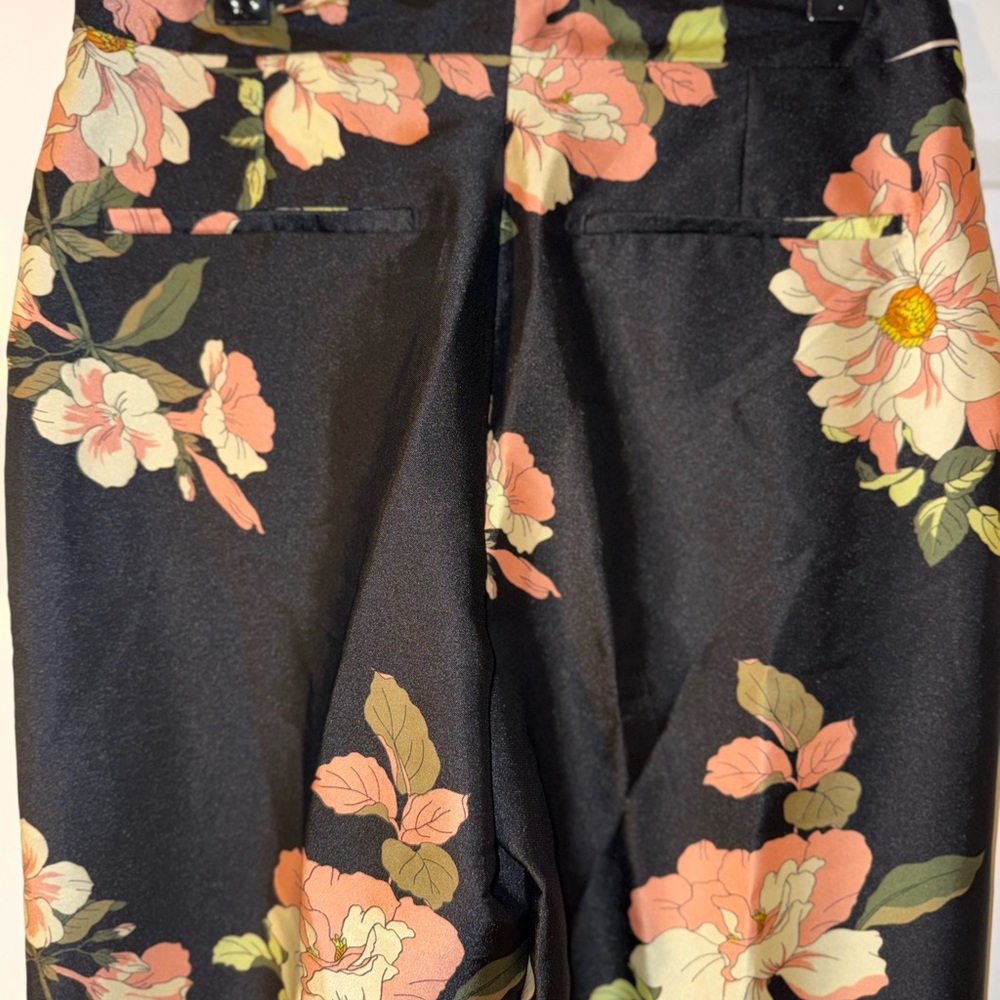 ZARA Chic Black Cropped Black Floral Trouser XS Rare - Picture 4 of 7